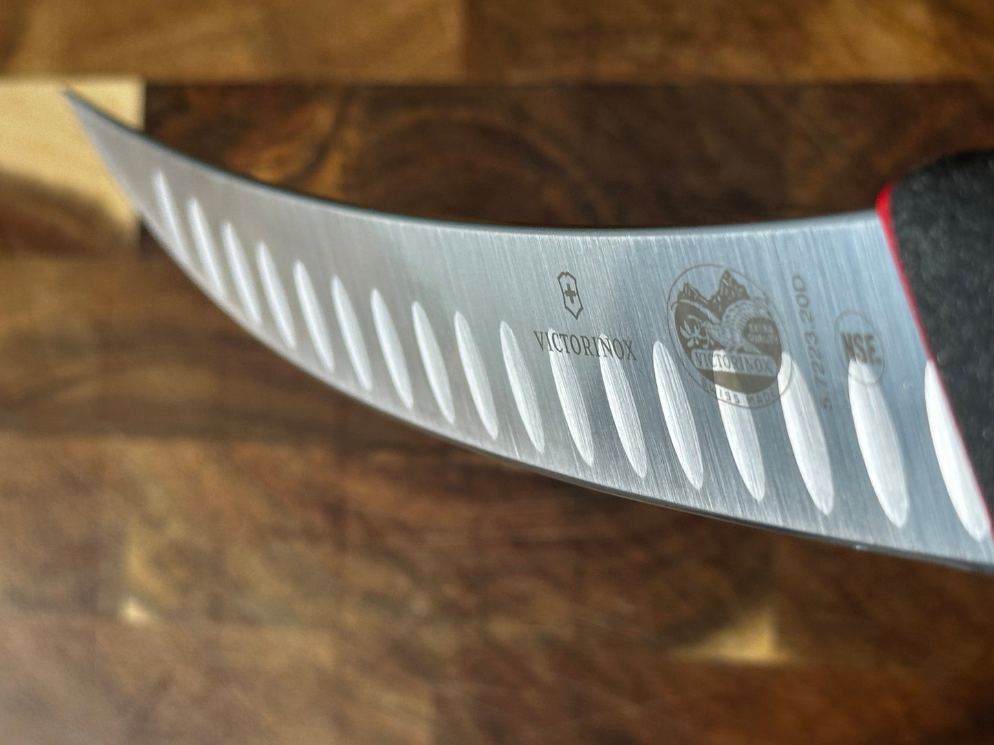 Faca Victorinox Cimitar 20cm – Fibrox Dual Grip