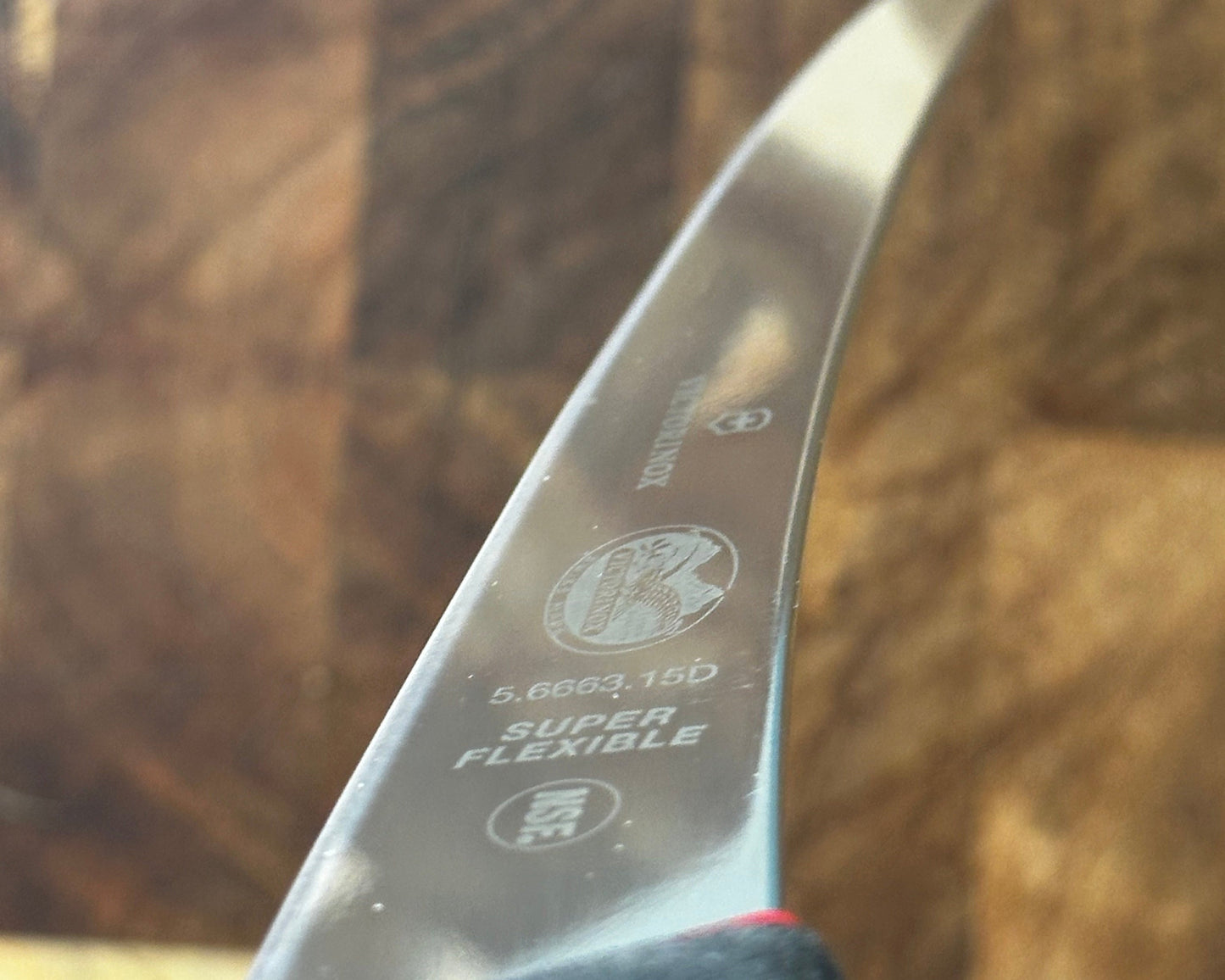 Faca Victorinox Desossar 15cm – Fibrox Dual Grip - Flexible